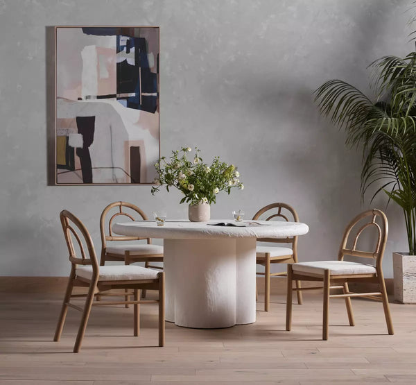 Grapo Dining Table