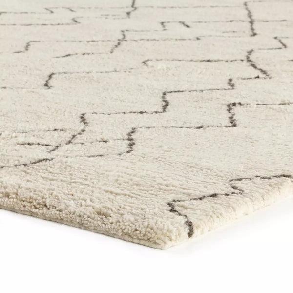 Taza Moroccan Hand Knotted Plush Rug 8 x 10"