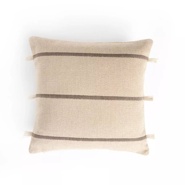 Hendry Pillow