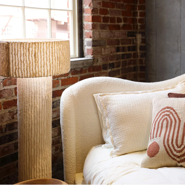 Mona Floor Lamp