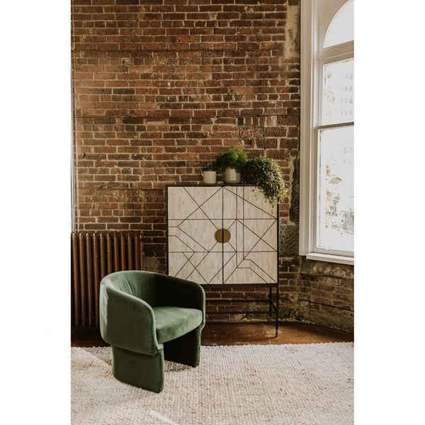 Frankie Chair, Hunter Green